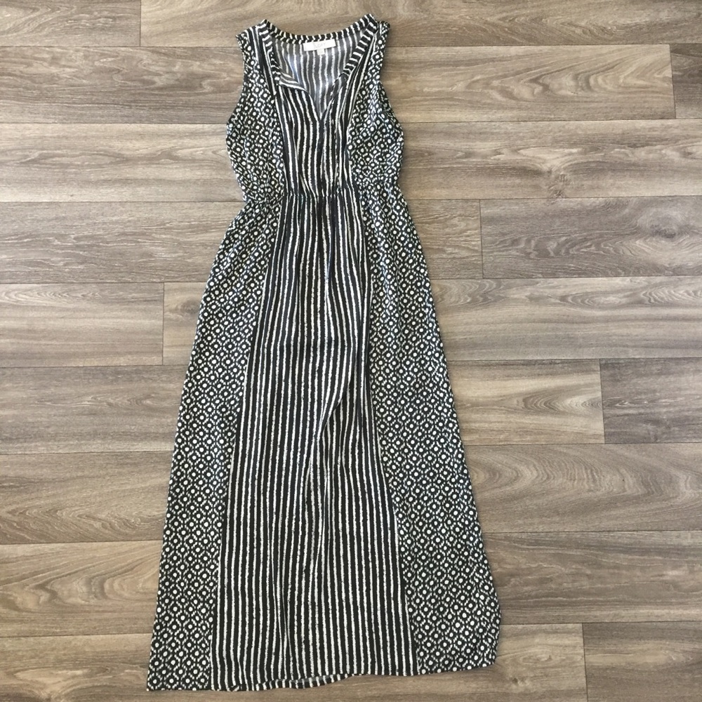 LOFT black and white maxi dress